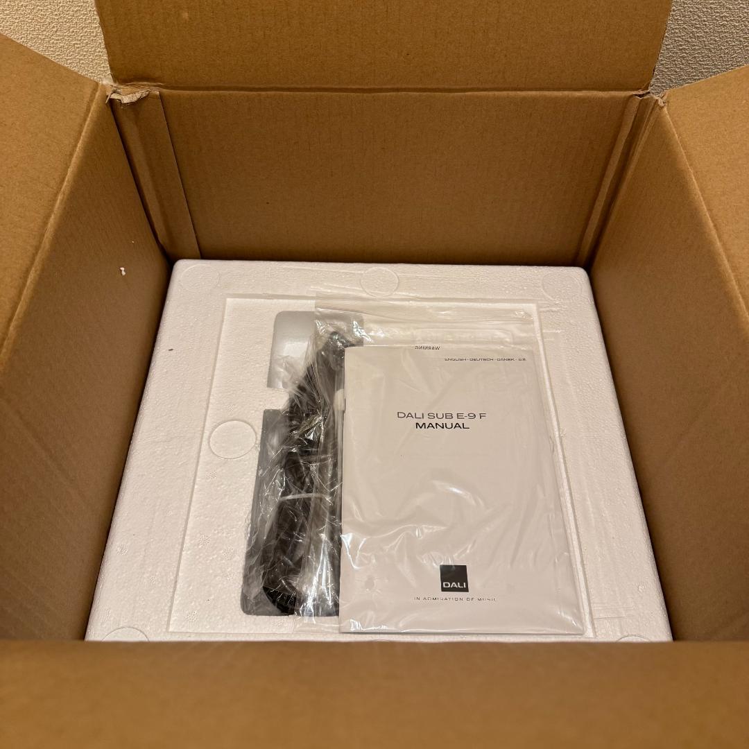 超美品 DALI SUBE9F サブウーファー 別売グリルカバー付属
