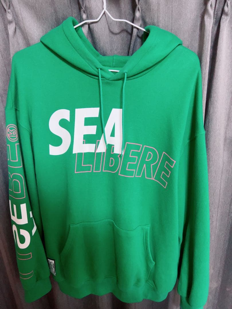 WIND AND SEA×LIBERE パーカー