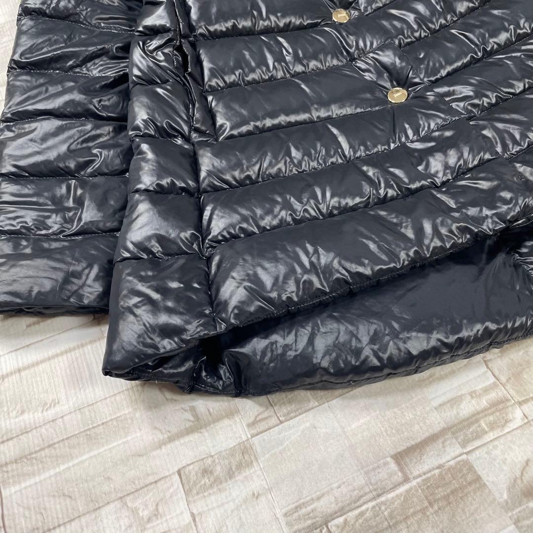 【良品】ヘルノ★軽量　ダウンコート　Aライン　濃いネイビー　ゴールドボタン　40