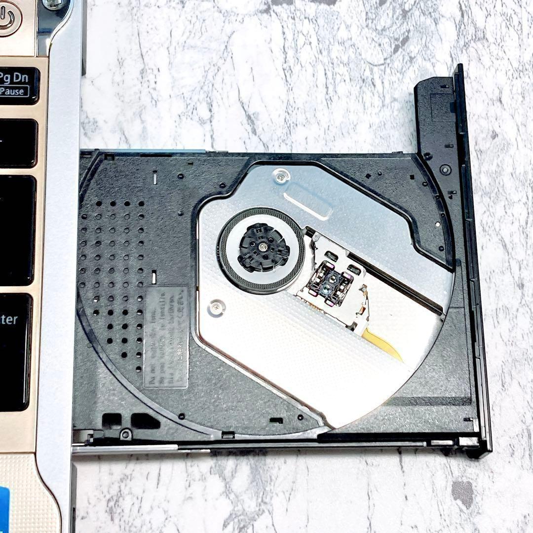 人気✨i7✨Win11✨ブルーレイ✨オフィス✨LAVIEゴールドノートパソコン