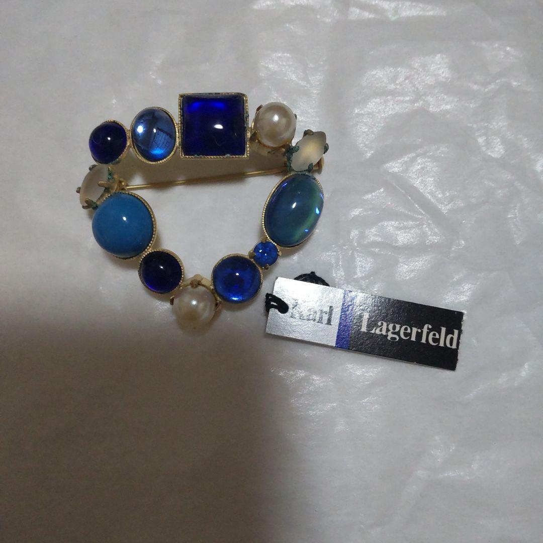 Karl Lagerfeld ブローチ 青系