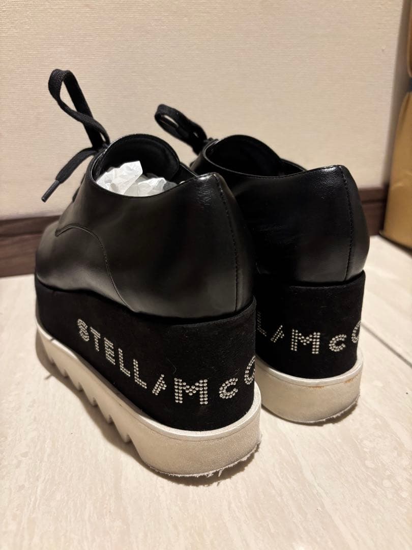 STELLA McCARTNEY ブラックプラットフォームシューズ