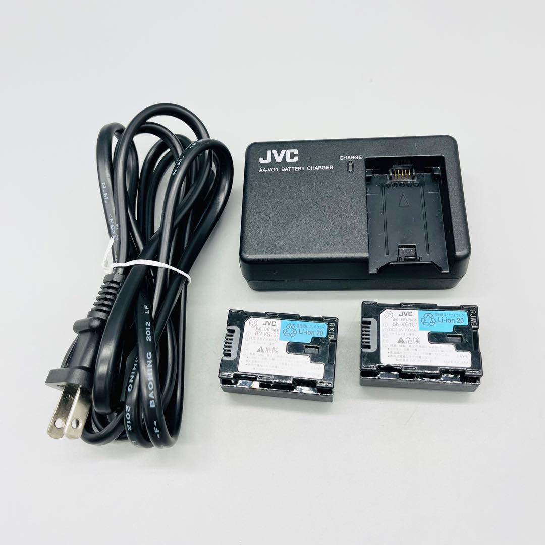 【バッグ付】美品 JVC Everio GZ-HM33 ホワイト ビデオカメラ