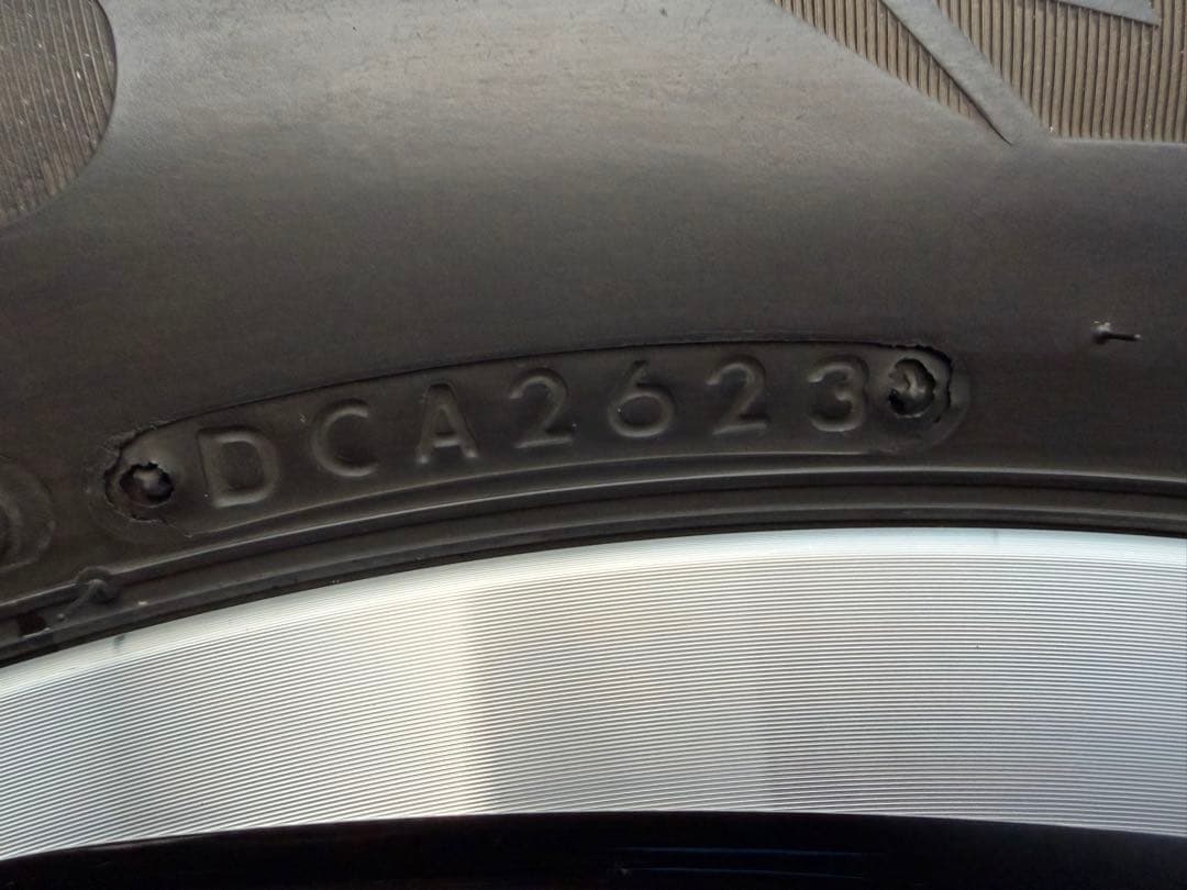 美品　エンケイ製　純正アルミ　フォレスター　ブリザック DM-V3 4本セット