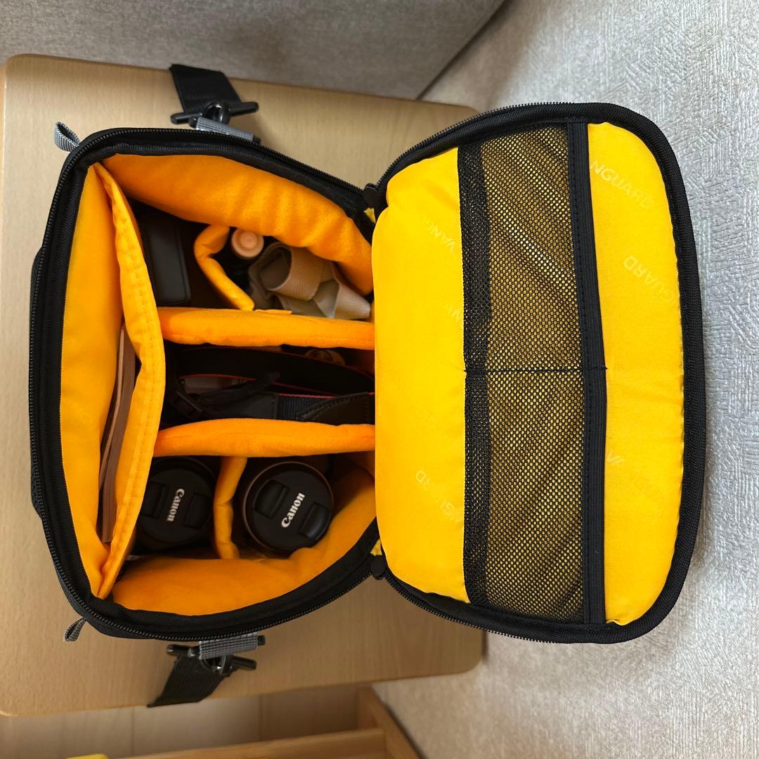 Canon EOS Kiss M ミラーレス一眼 2本レンズ付き