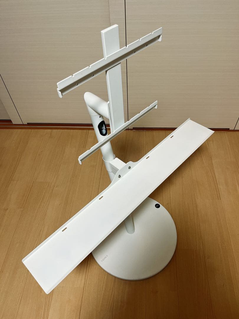 EQUALS WALL テレビスタンド A2 ロータイプキャスター付き
