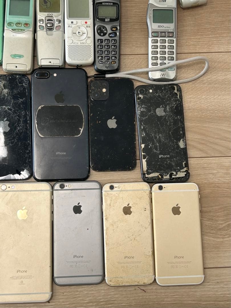 iPhone 28台、ガラ系151台、Android56台のセット　ジャンク