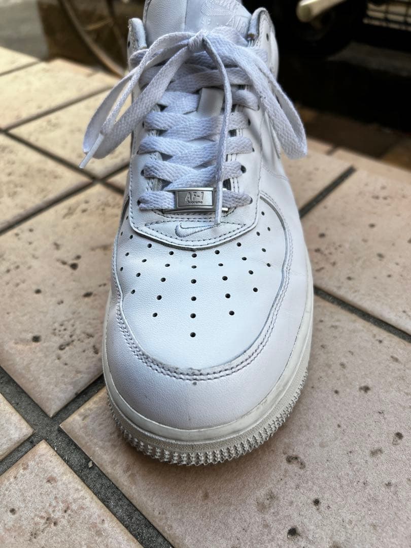 Supreme Nike Air Force 1 ホワイト シュプフォース1