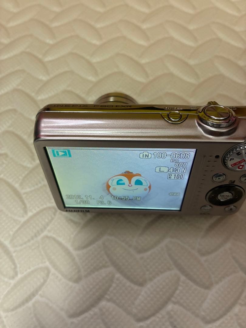 fujifilm&富士フイルム　f80exr シルバー　デジタルカメラ