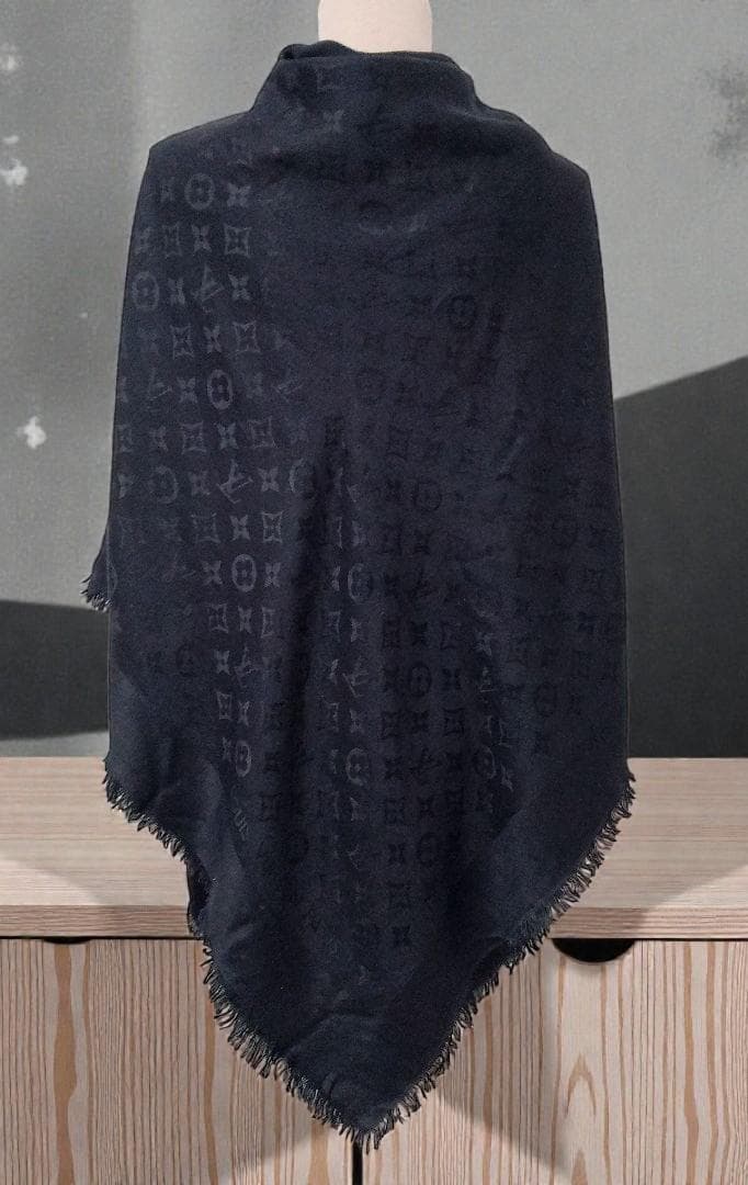 LOUIS VUITTON ルイヴィトン モノグラム ストール ブラック