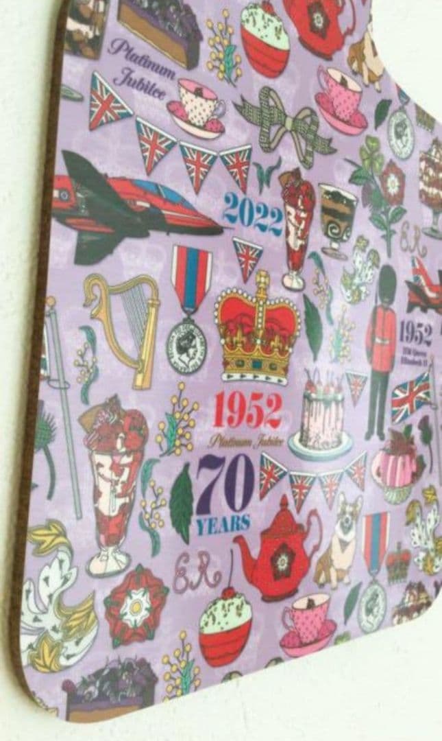 プラチナジュビリー2022　カッティングボード　小 2つ