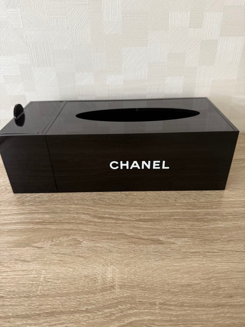 CHANEL ボックスティッシュケース 黒