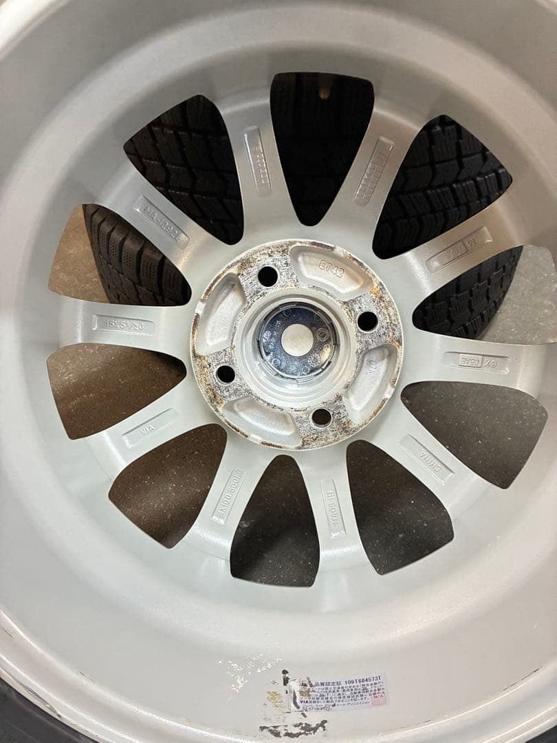 即決歓迎✨フィット、旧アクア、ヤリスに❗️185/60R15スタッドレスセット❗️