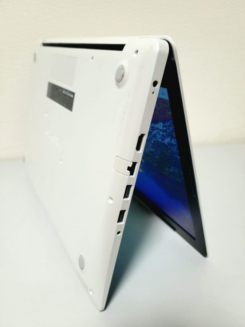 高性能DELL Inspiron 3593 15インチ corei7 第10世代