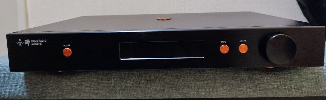 プリアンプ Holo Audio Serene KTE