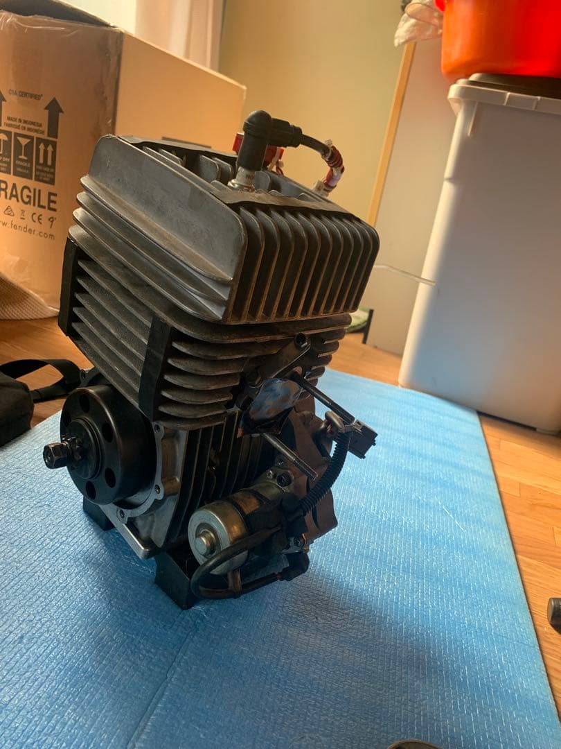 レーシングカート　エンジン　kt100sec