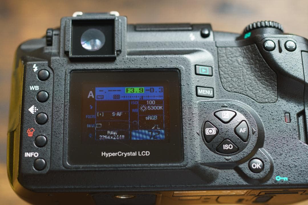 OLYMPUS E-300 ショット数7952 ズームレンズ2本付