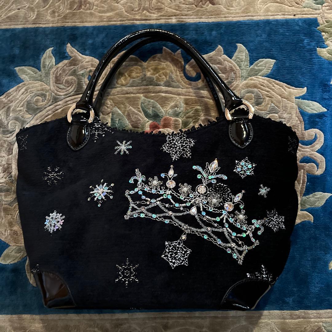 Think Bee! 雪の結晶刺繍の黒いベロアバック （アナと雪の女王シリーズ）