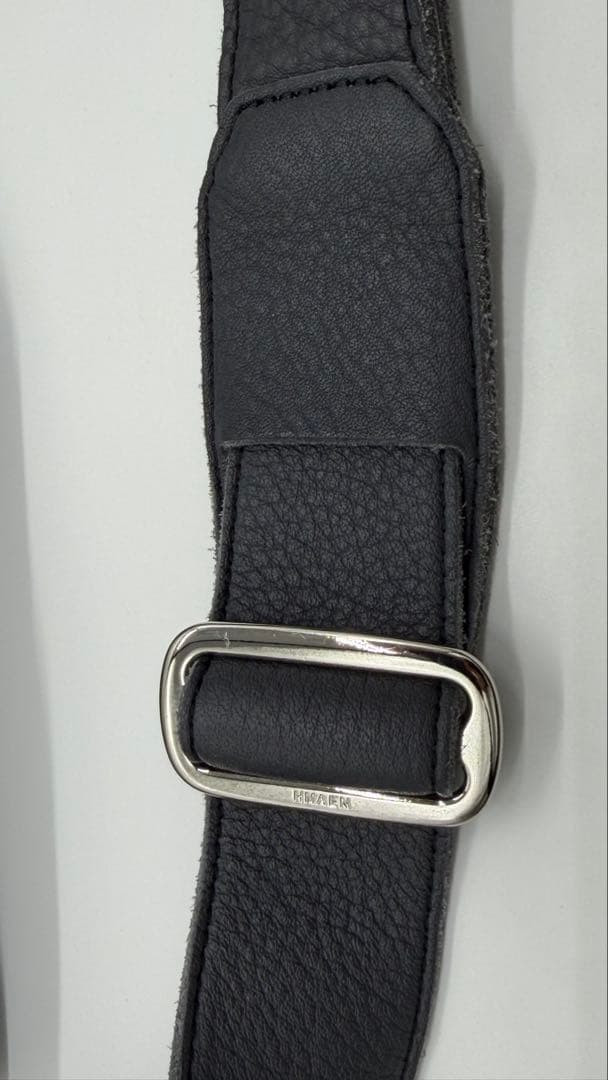 【HMAEN】アエナ　ZEPPELIN PEA ボディバッグ