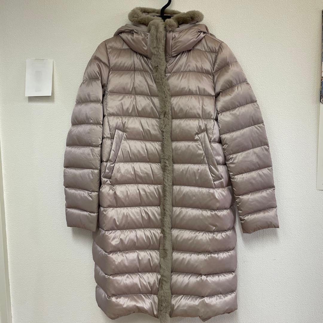 ak i　ウィークエンドマックスマーラ　ダウンコート