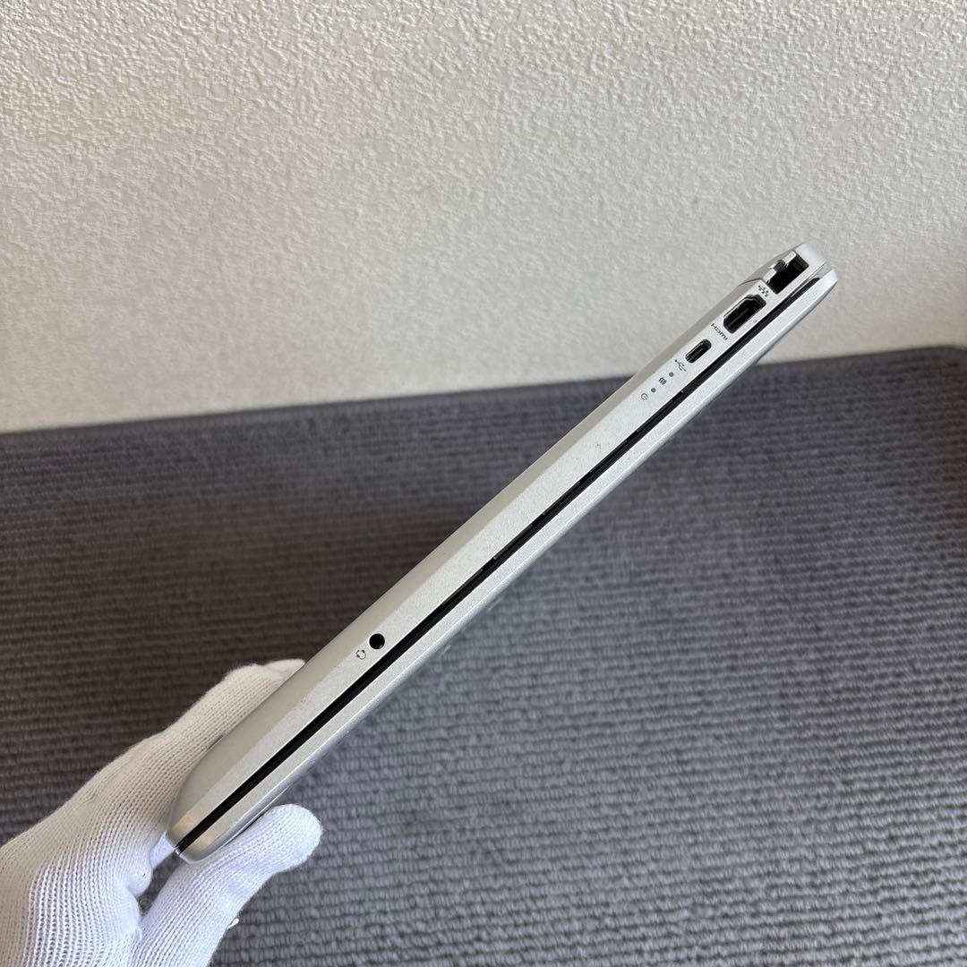 HP Laptop 15s-du1008TU i3-10110U メモリ8GB