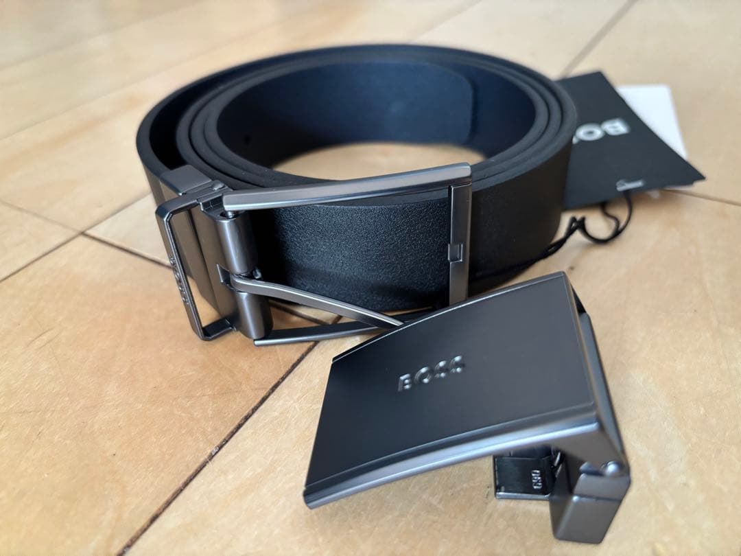 YOSHIさん専用ベルト レザー ベルト 収納ケース付き