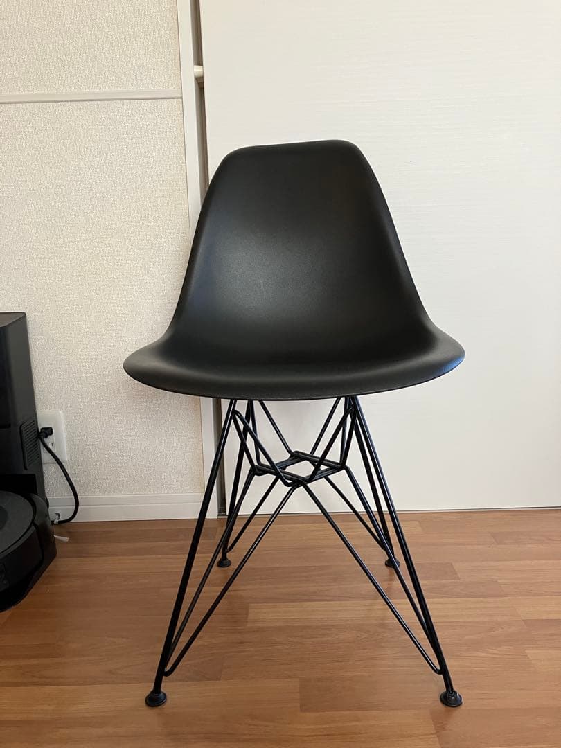 イームズ　ハーマンミラー　シェルチェア　エッフェルベース 黒