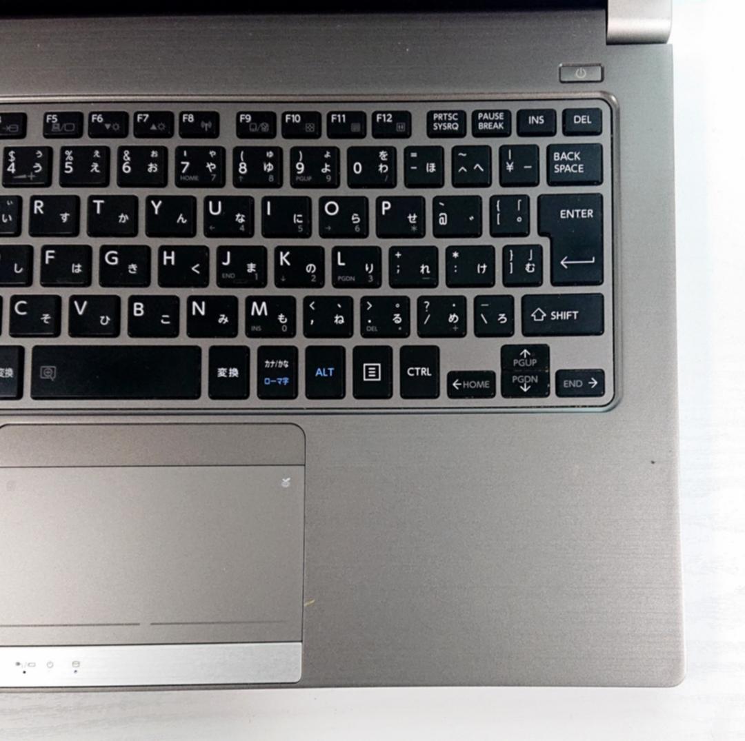 美品！Dynabook R63/P第5世代Core i5 [435]