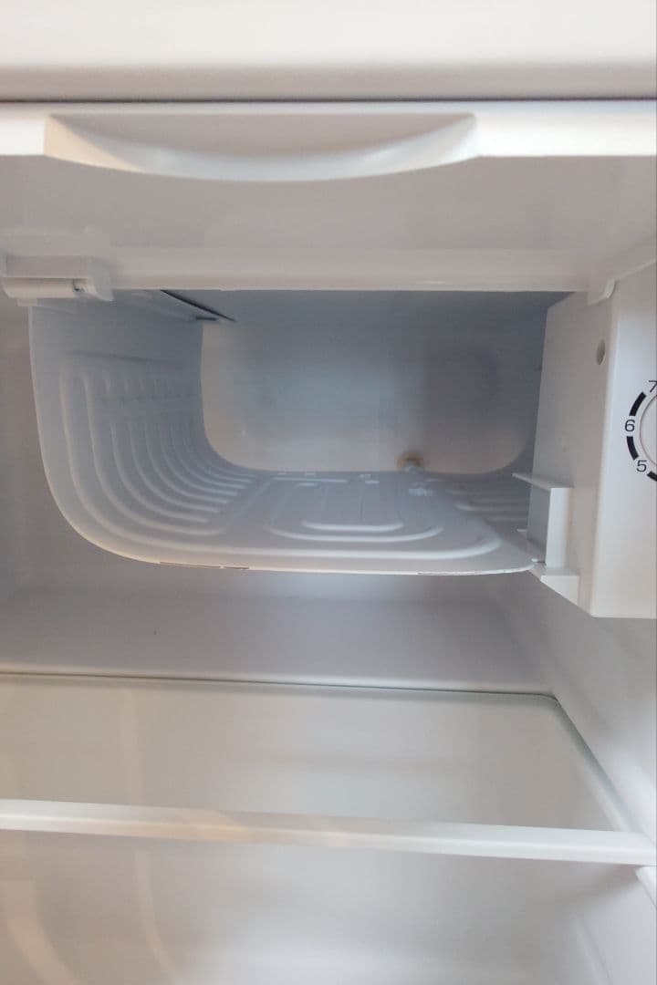 (株)アイリス2023年製 1ドアミニ冷蔵庫 PRC-B051D-M木目調