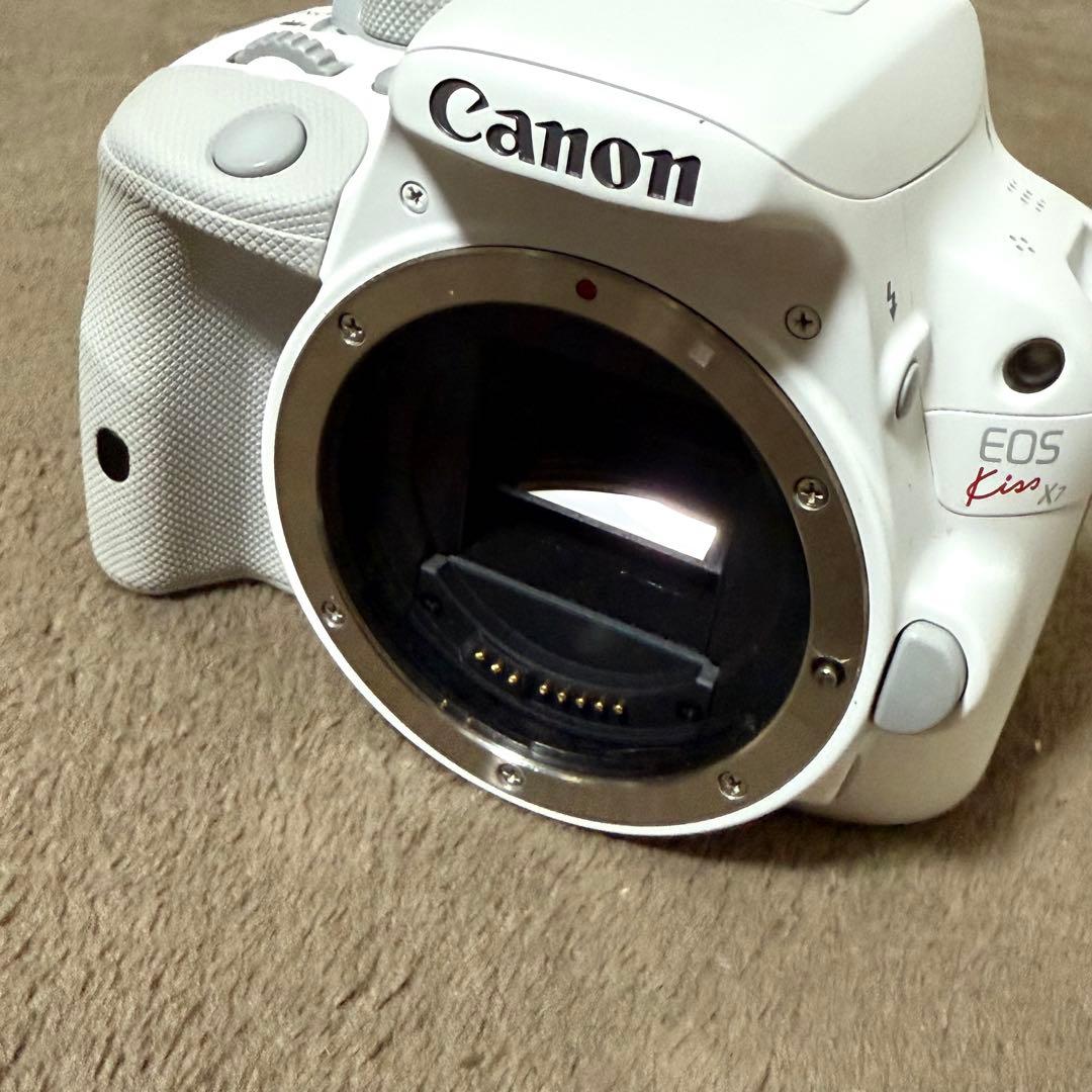 【希少ホワイト】Canon EOS Kiss X7 ホワイト レンズ2本付き