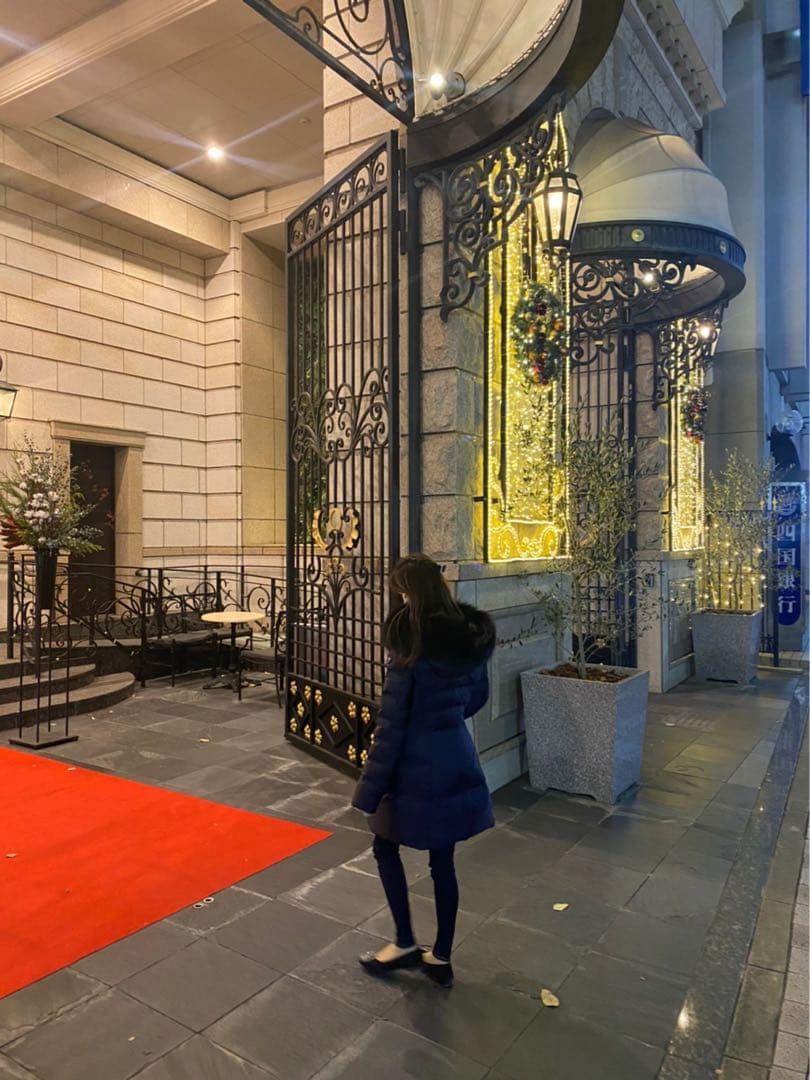 PRADA ネイビー ダウンジャケット ファー付き