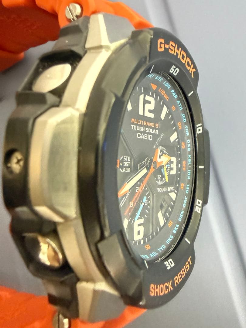 【極美品】G-SHOCK SKY COCKPIT GW-3000M-4AJF