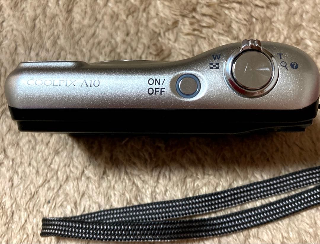 Nikon COOLPIX A10 コンパクトデジカメ　シルバー 動作確認済