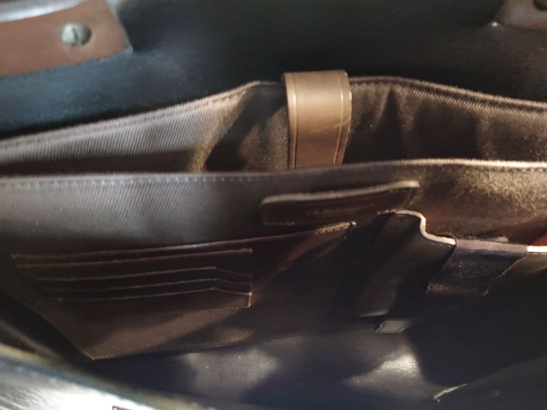 おりー　ドルチェ&ガッバーナ レザービジネス/ブリーフケース 黒