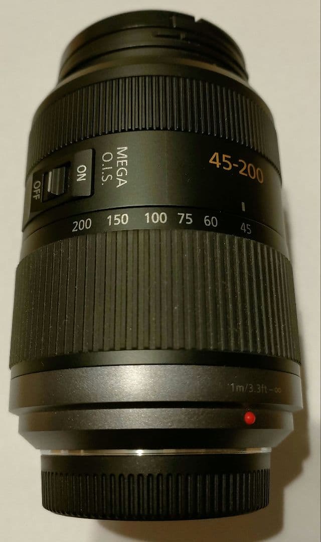 望遠ズームレンズ　LUMIX