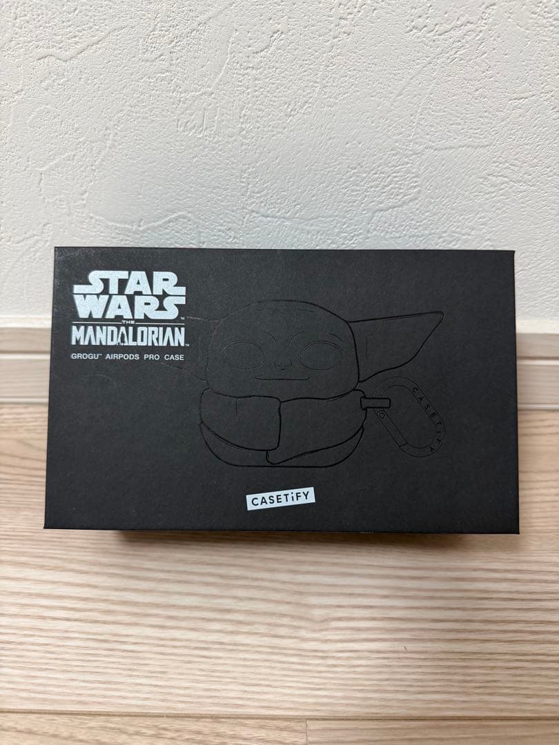 新品未使用品　casetify airpods proケース　グローグー