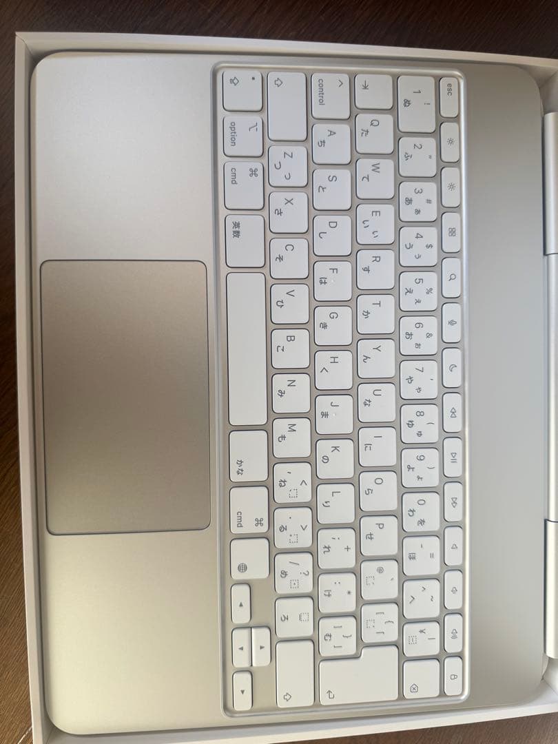 新品13インチiPad Pro（M5）用Magic Keyboard