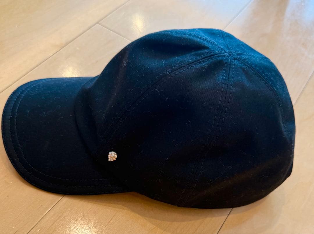 HELEN KAMINSKI ブラックベースボールキャップ