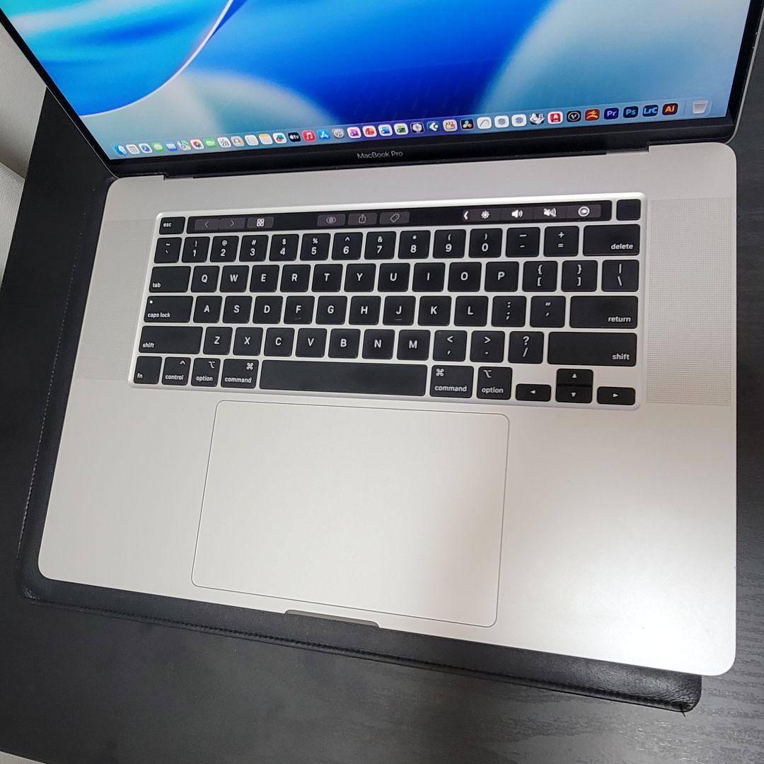 美品 MacBook Pro 16インチ i9 CAD/BIM&3D設計