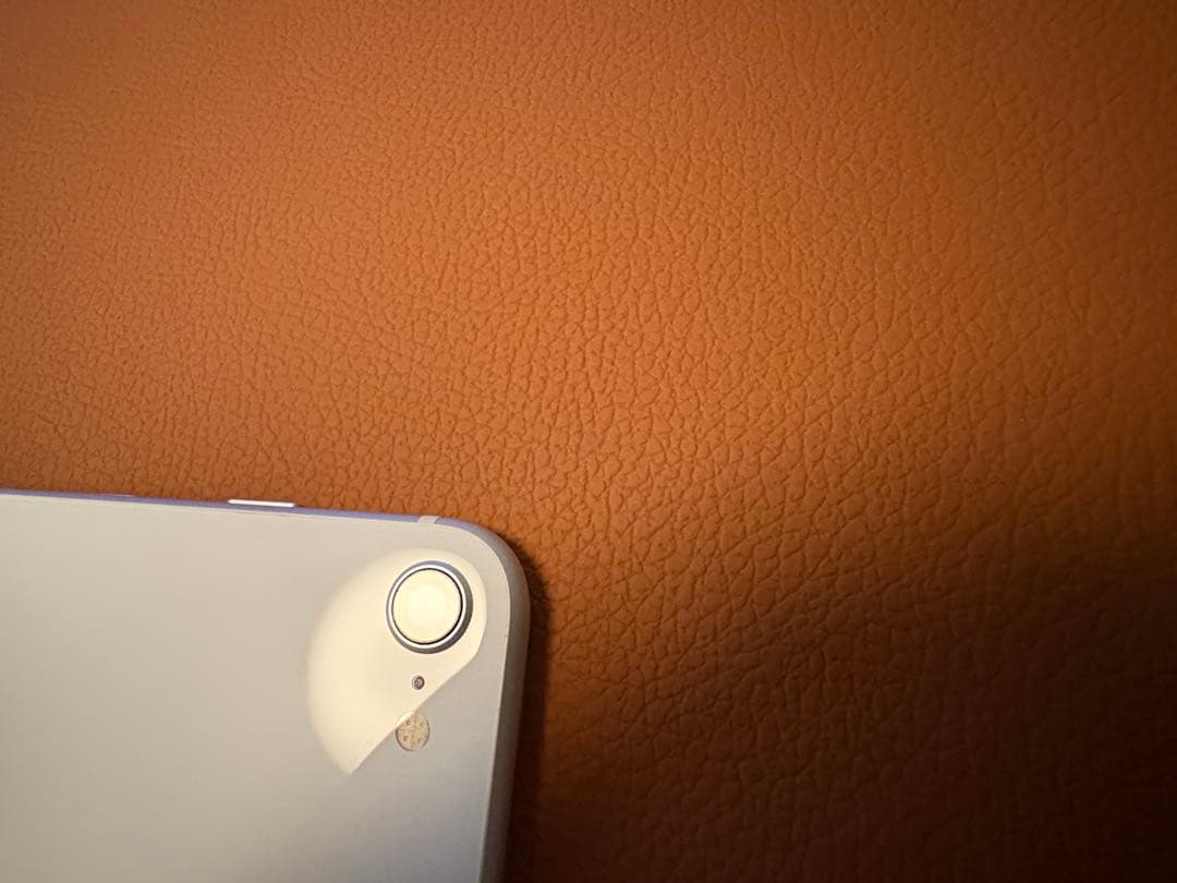 r*u様 iPhone SE (第2世代) 64GB ホワイト