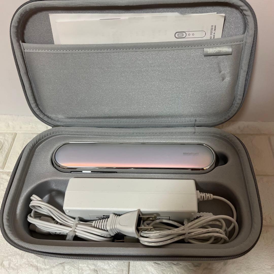 Panasonic 光美顔器 フォト ブライトショットEH-SL85-W