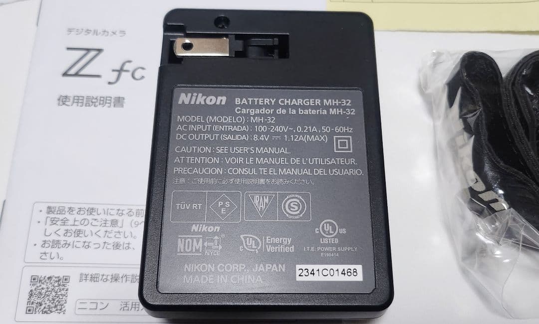 ✡ニコン Zfc ボディ シルバー 美品☆延長保証書有 使用少☆オマケ品有