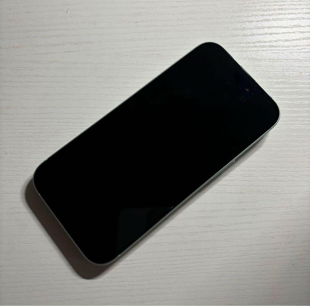 iPhone15 256GB グリーン SIMフリー 極美品