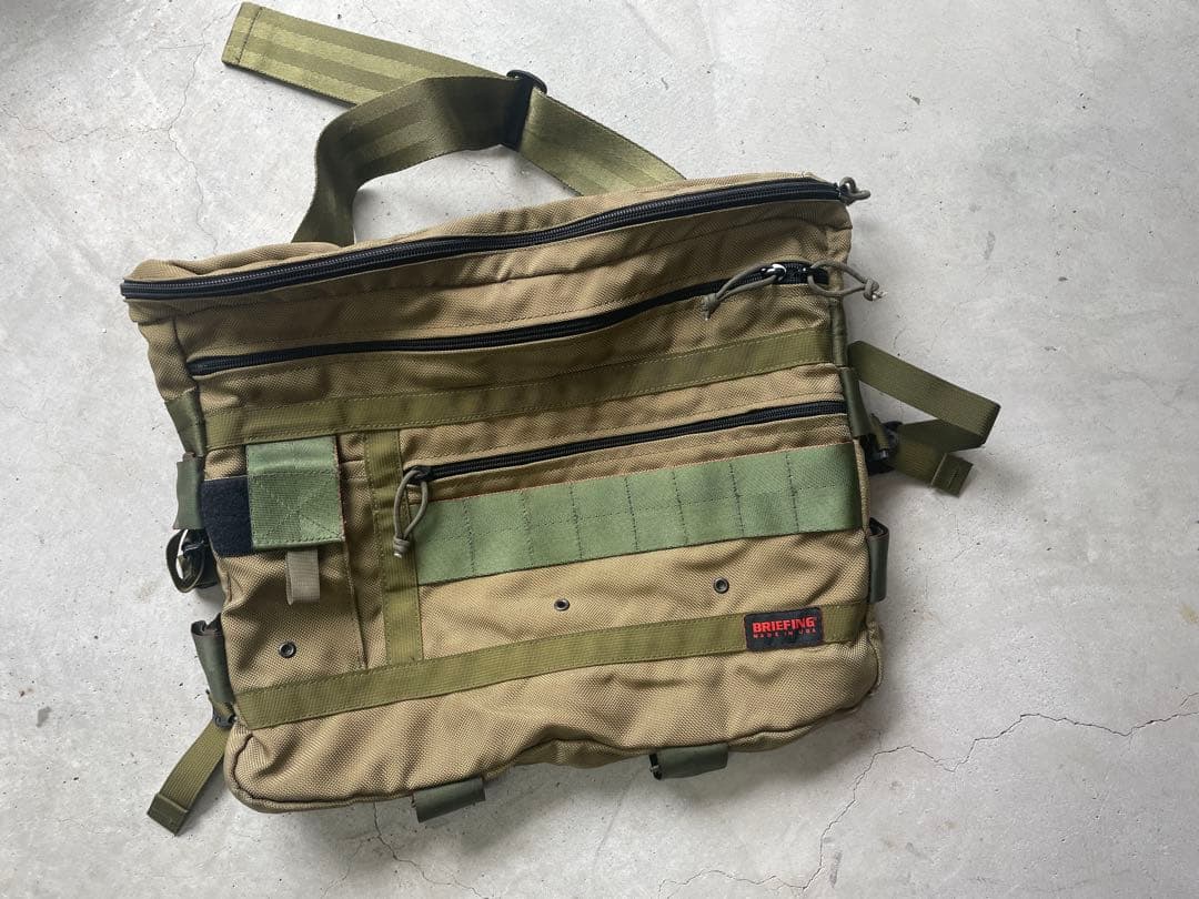 BRIEFING ブリーフィング　ショルダーBAG 値下げしました。