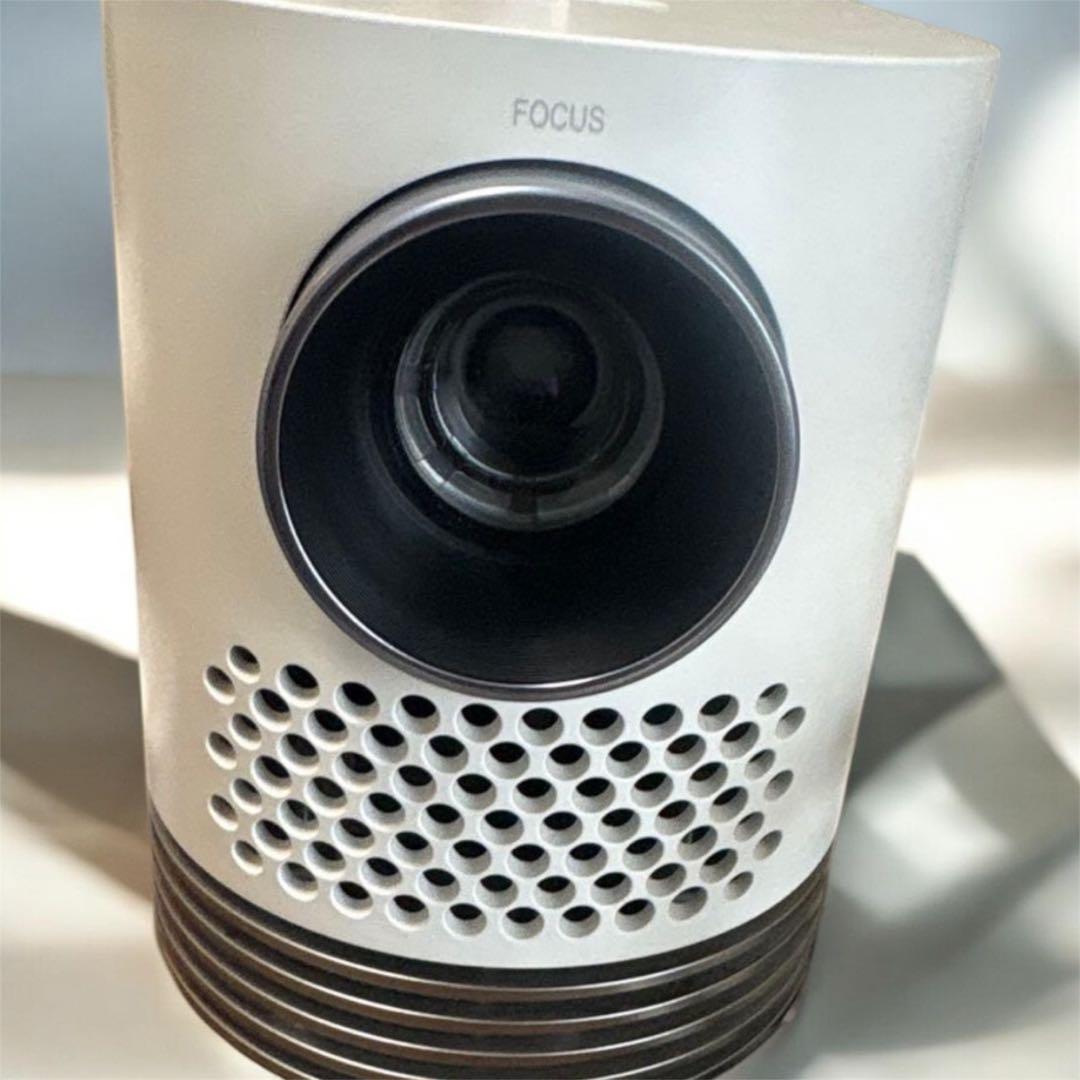 LG HF80JGレーザープロジェクター本体 リモコン付属