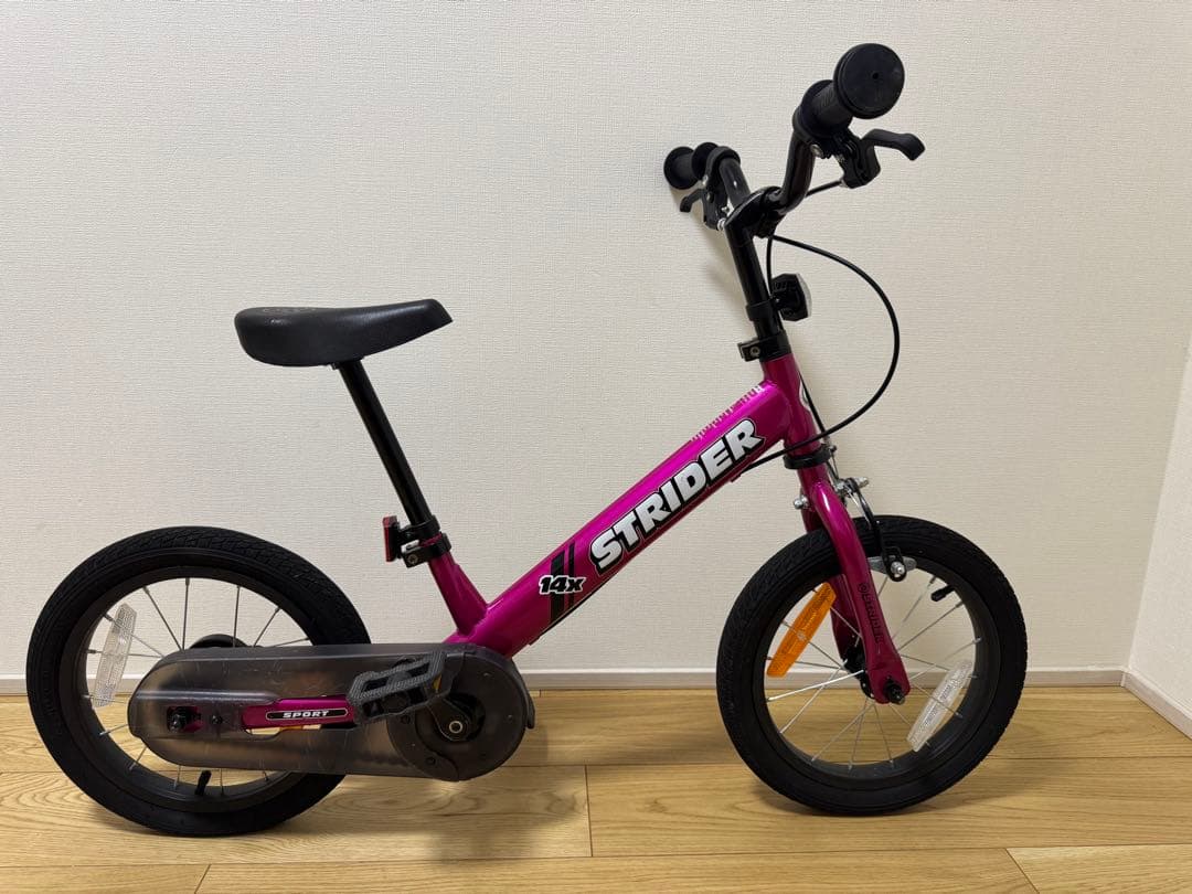 【ヘルメット付き】STRIDER 14xフォーシャピンク