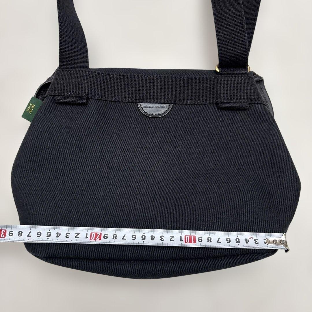 Brady ブレイディ ショルダーバッグ かぶせ ブラック