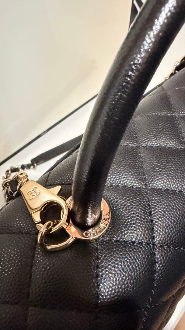 未使用級　シャネル　CHANEL ココハンドル29 フラップバック