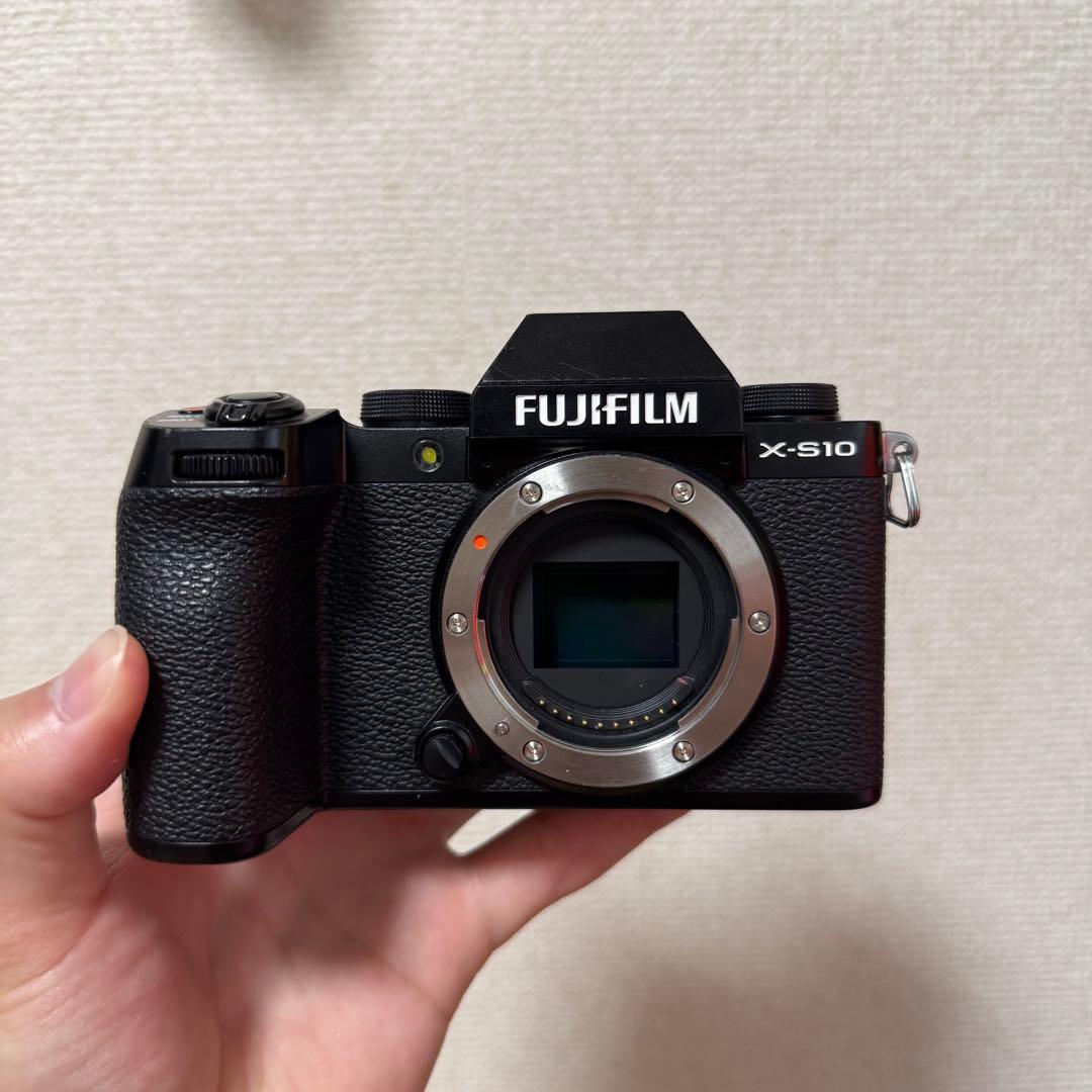 【予備バッテリー付】Fujifilm X-S10+XF16-55mm F2.8