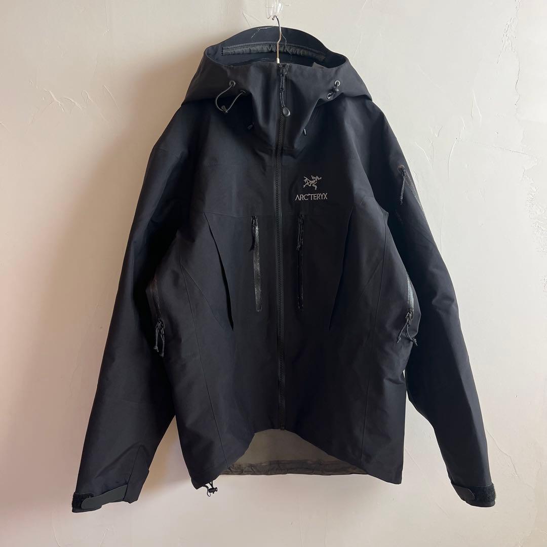 さ*ら様 カナダ製　ARC'TERYX アークテリクス アルファ SVジャケット